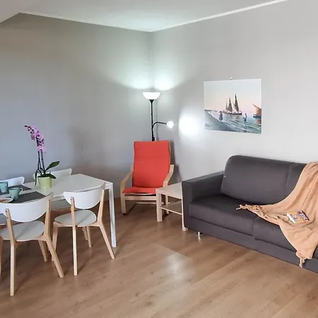 Otium Casa Vacanze-servizio Incluso A 250 Mt-struttura Pet Friendly Giulianova