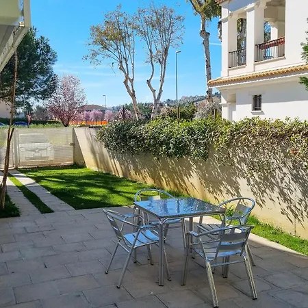 Otium Casa Vacanze-servizio Incluso A 250 Mt-struttura Pet Friendly Hotel apartamentowy