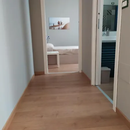 Otium Casa Vacanze-servizio Incluso A 250 Mt-struttura Pet Friendly Hotel apartamentowy 4*