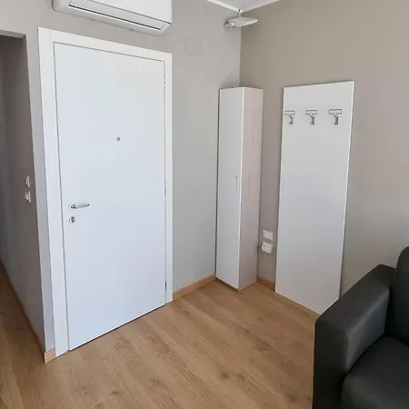 Otium Casa Vacanze-servizio Incluso A 250 Mt-struttura Pet Friendly Aparthotel 4*