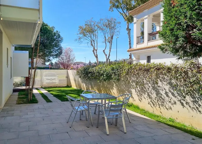 Otium Casa Vacanze-servizio Incluso A 250 Mt-struttura Pet Friendly Apartahotel Giulianova