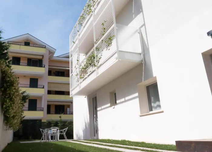 Otium Casa Vacanze-servizio Incluso A 250 Mt-struttura Pet Friendly 4* Giulianova